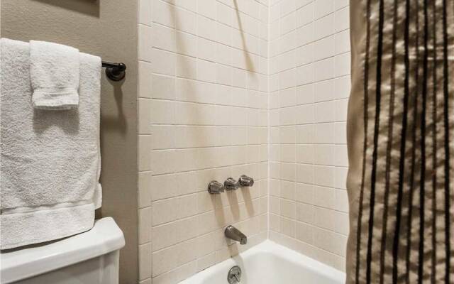 Terracehouse 94 - 2 Bedrooms Condo