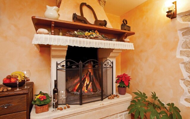 Beautiful Home in Krnica With Wifi and 2 Bedrooms