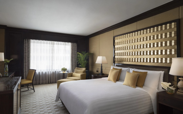 Anantara Siam Bangkok Hotel