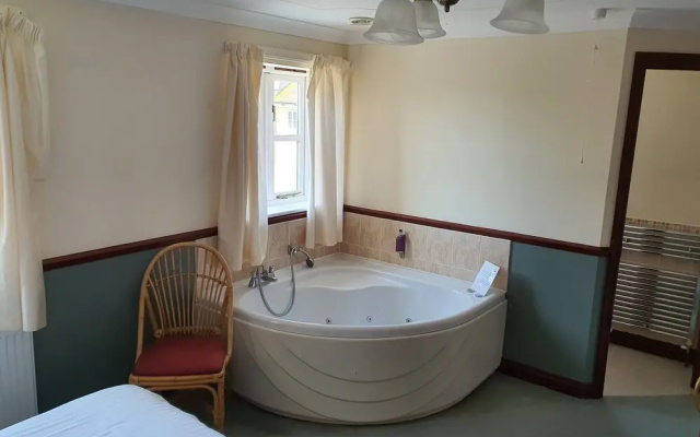 The Lugger Inn