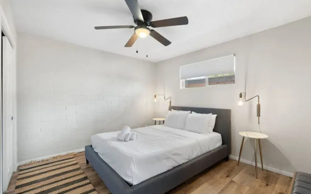 Fashion Square Apt7