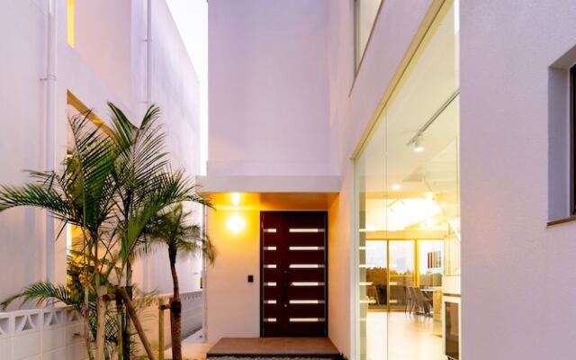 Luxury Hillside Villa with Sea Views