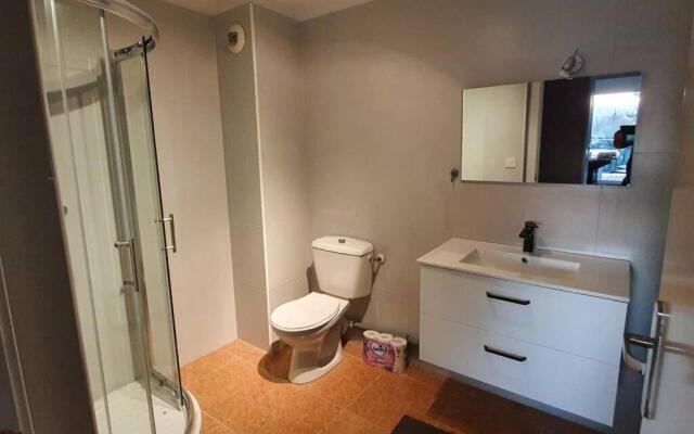 HENDAYE: Joli T3, piscine et parking avec vue sur l'océan