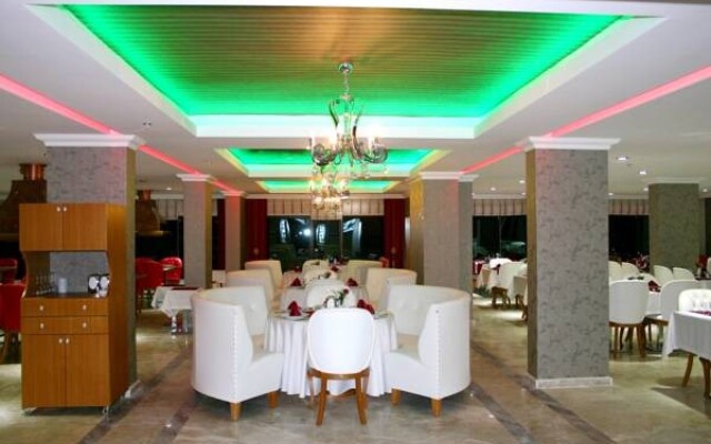 Grand Yuksel Hotel