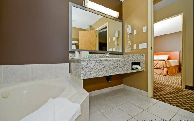 Best Western Strathmore Inn