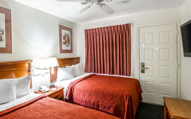QUALITY INN &amp; SUITES MESA