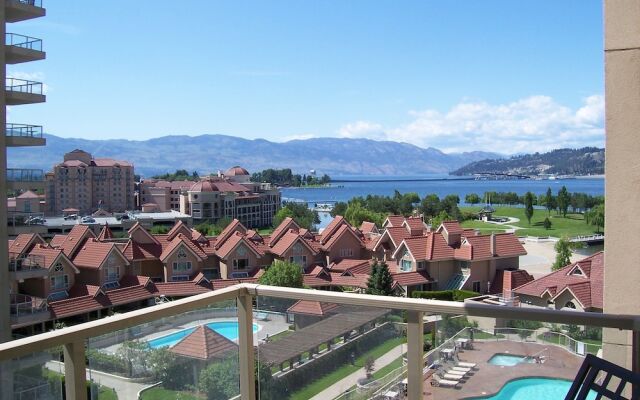 Sunset Waterfront Resort by KVR