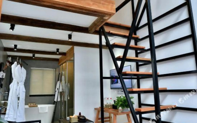 Zhenqing Bieyuan Boutique Hotel