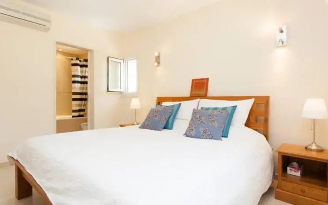 Cami Vell Apartment