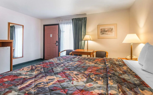 Rodeway Inn Cow Palace