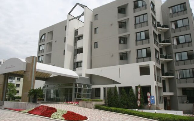 Huntington Terrace Hotel