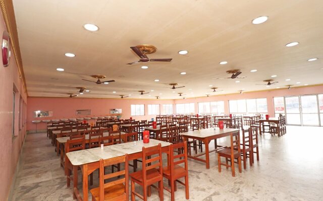 Honeymoon Resort by OYO Rooms