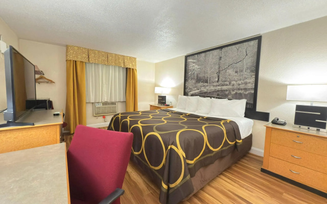 Super 8 by Wyndham Anderson/Clemson Area