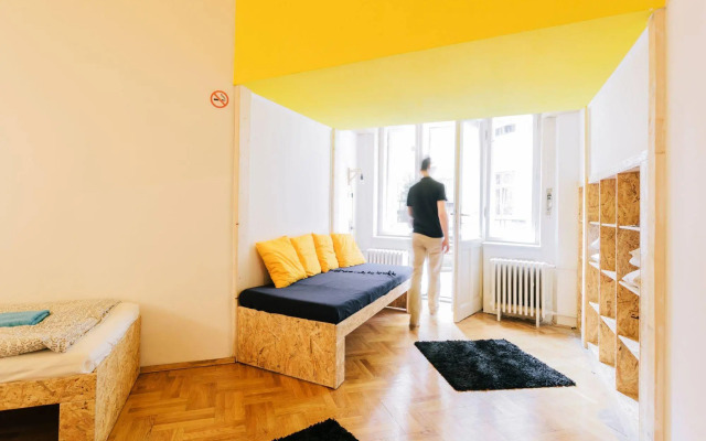 Home Plus Hostel