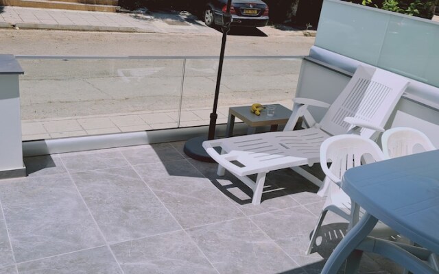 Nissi Twins Apartments by STAY BnB