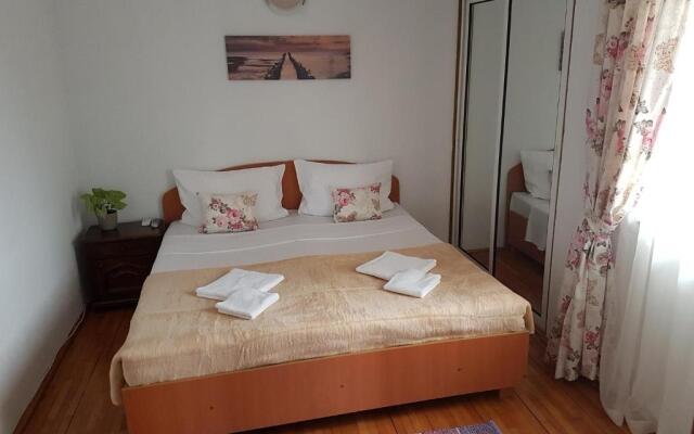 Pensiunea Casa Johnelly