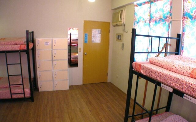 JV's Hostel