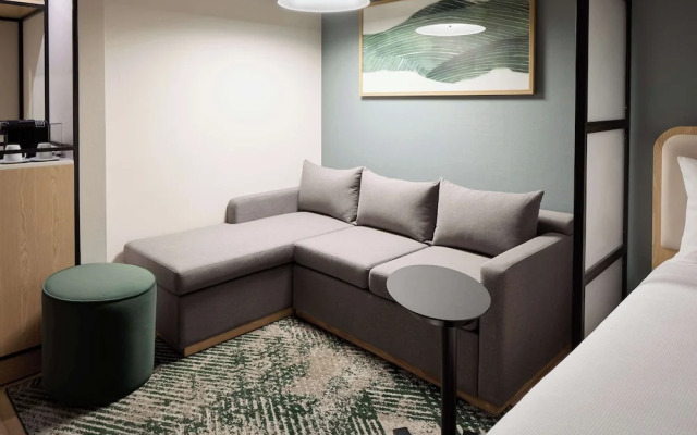 Hyatt Place Montreal Airport