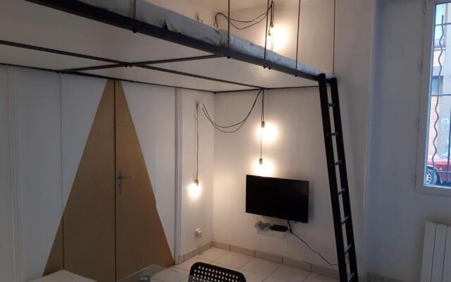 Enjoyable 20m² MONTREUIL 5 minutes Paris