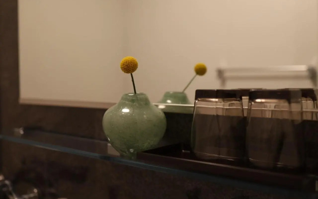 Xcellent Hotel
