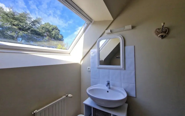 Nice Holiday Home With Beautiful Garden, Paimpol