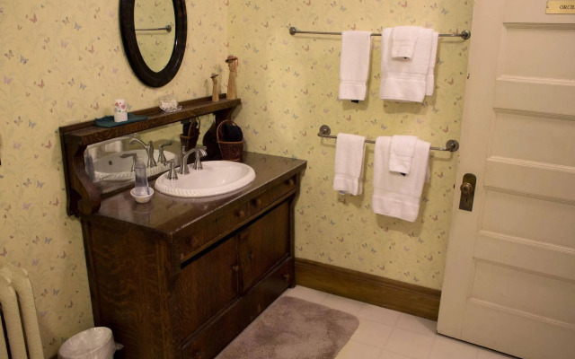 Saravilla Bed and Breakfast