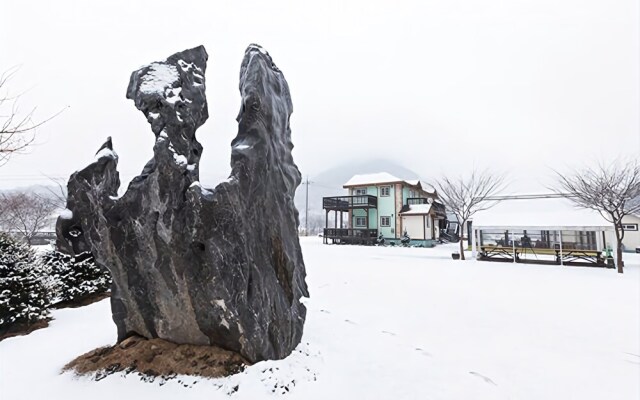 Mungyeong Sunflower Pension&camping Site