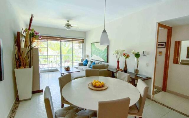 Luxury Apartment Mayan Lakes