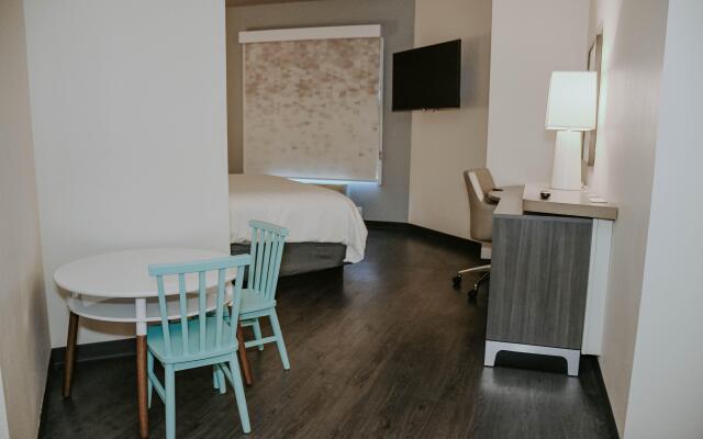 Holiday Inn Omaha Downtown - Waterpark by IHG