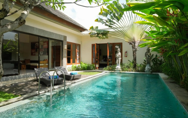 Swiss-Belvillas Umalas