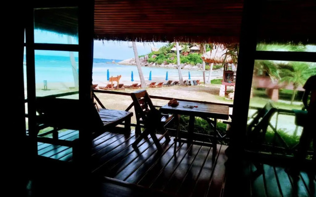 Palm Leaf Resort