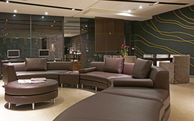 KUN Hotel Feng Chai