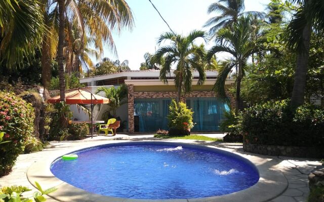 Hotel Brisas Marinas