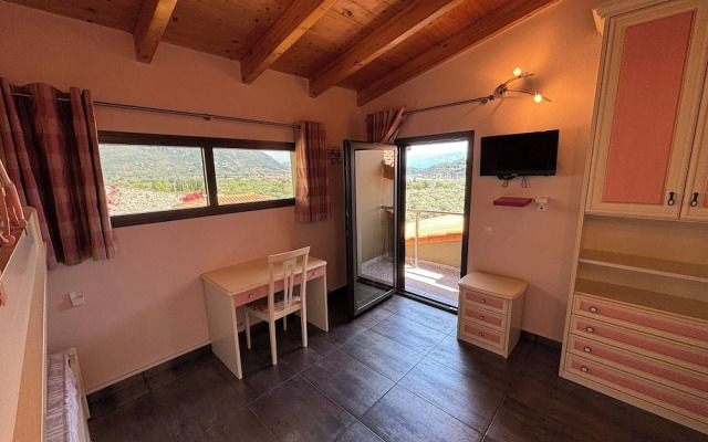 Smaragdine Blue Villa