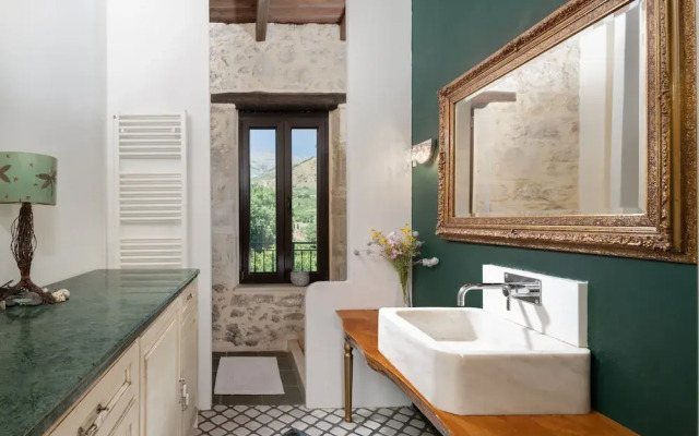 Villa Lambraki