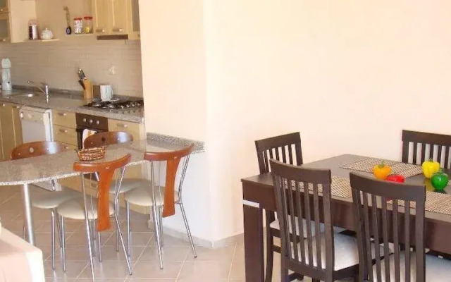 Villa MRA5 by JoyLettings