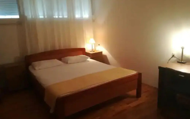 Friendly Well Located Family Apartment