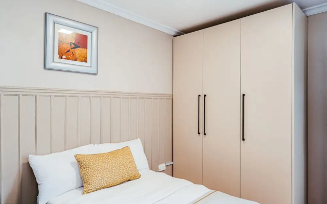 Cozy Stead