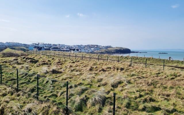 Dunluce Park - Portrush by the Sea