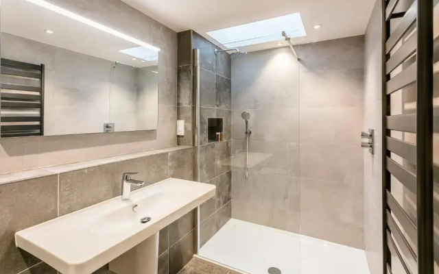 The Lodge Rooms @ Carus Green