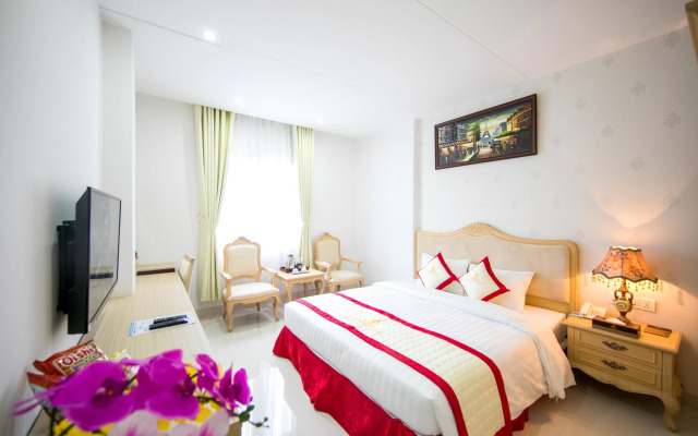 Le Saigon Hotel