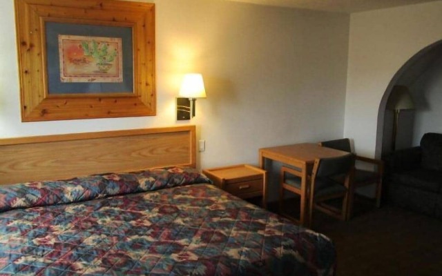 North Country Inn & Suites