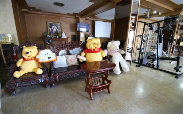 Chom Surang Hotel