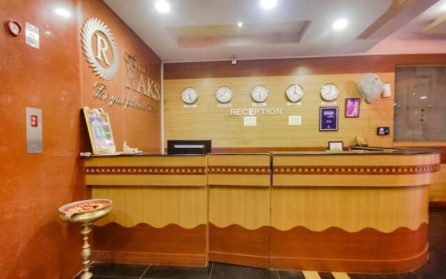 OYO 5130 Hotel Raks