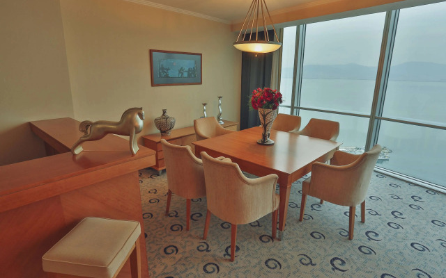 Wyndham Grand Izmir Ozdilek Thermal & Spa