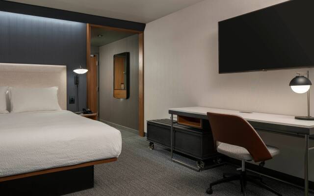 Courtyard by Marriott Memphis East/Galleria