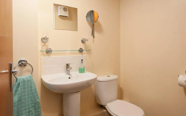 The Drummond Street Residence