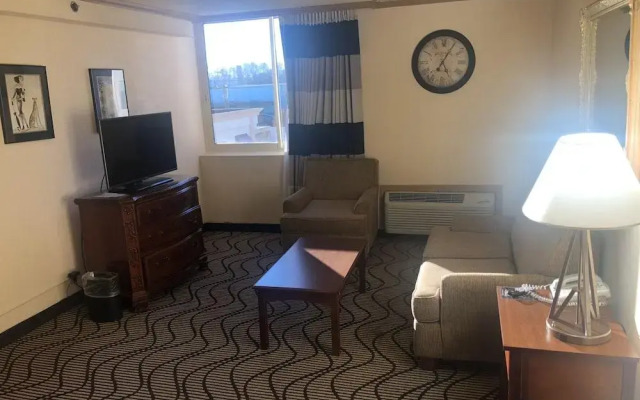 Ramada Birmingham Airport