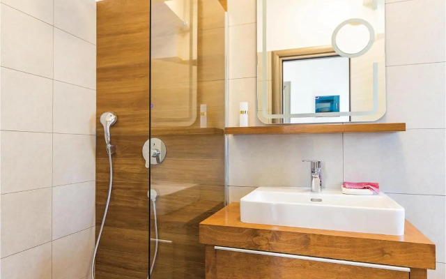 Three-Bedroom Apartment in Medulin