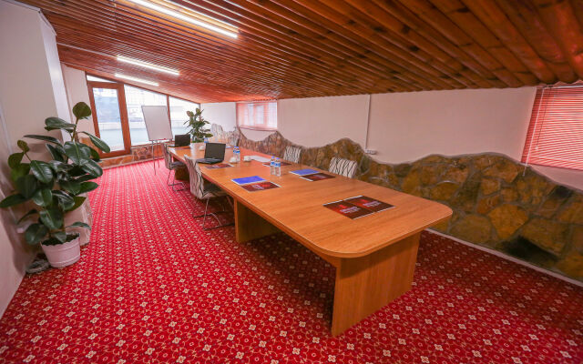 Grand Istanbul Airport Hotel